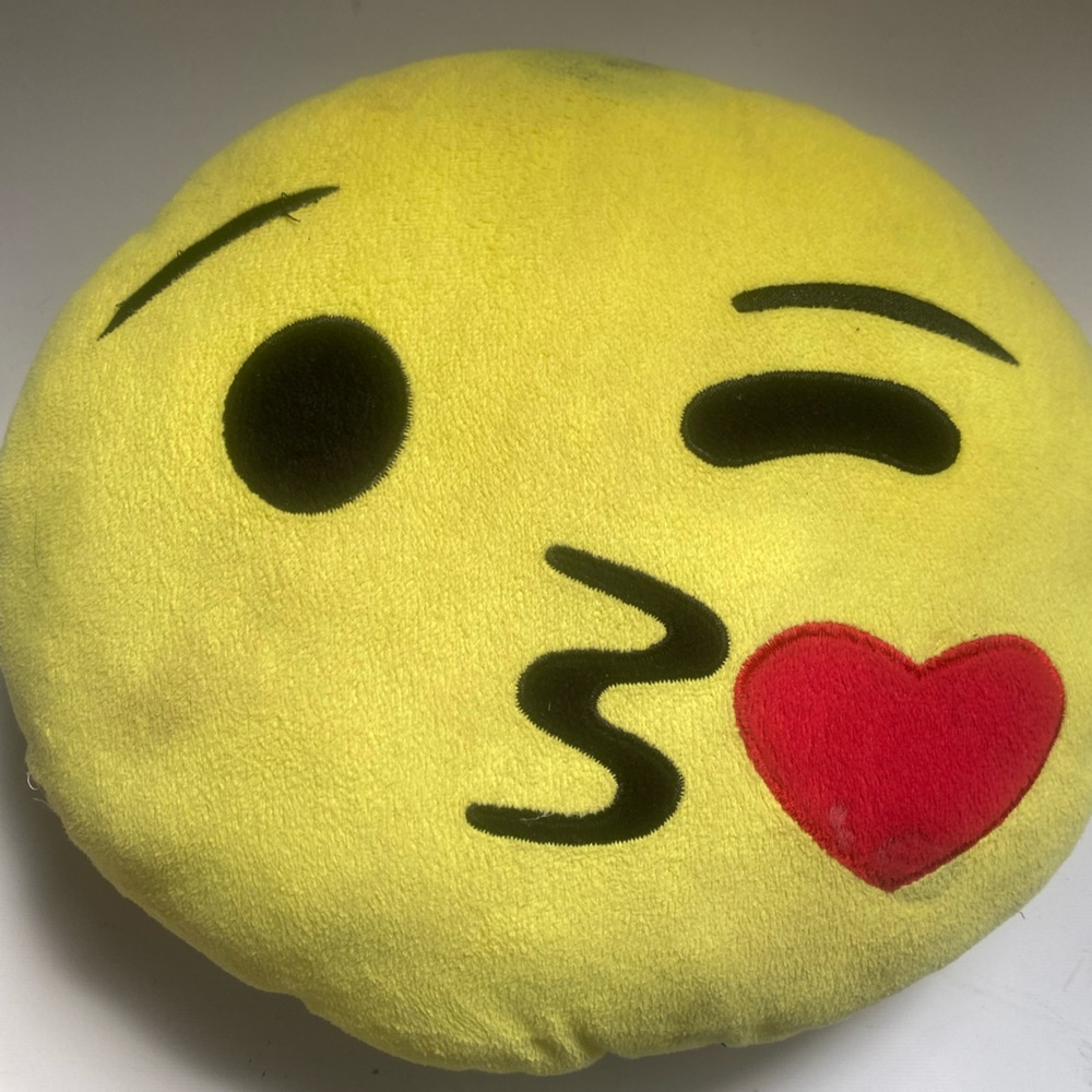 Kiss Emoji plush toy/pillow